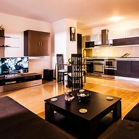 Charming Sunset View Apartament With Jacuzzi * Bucharest